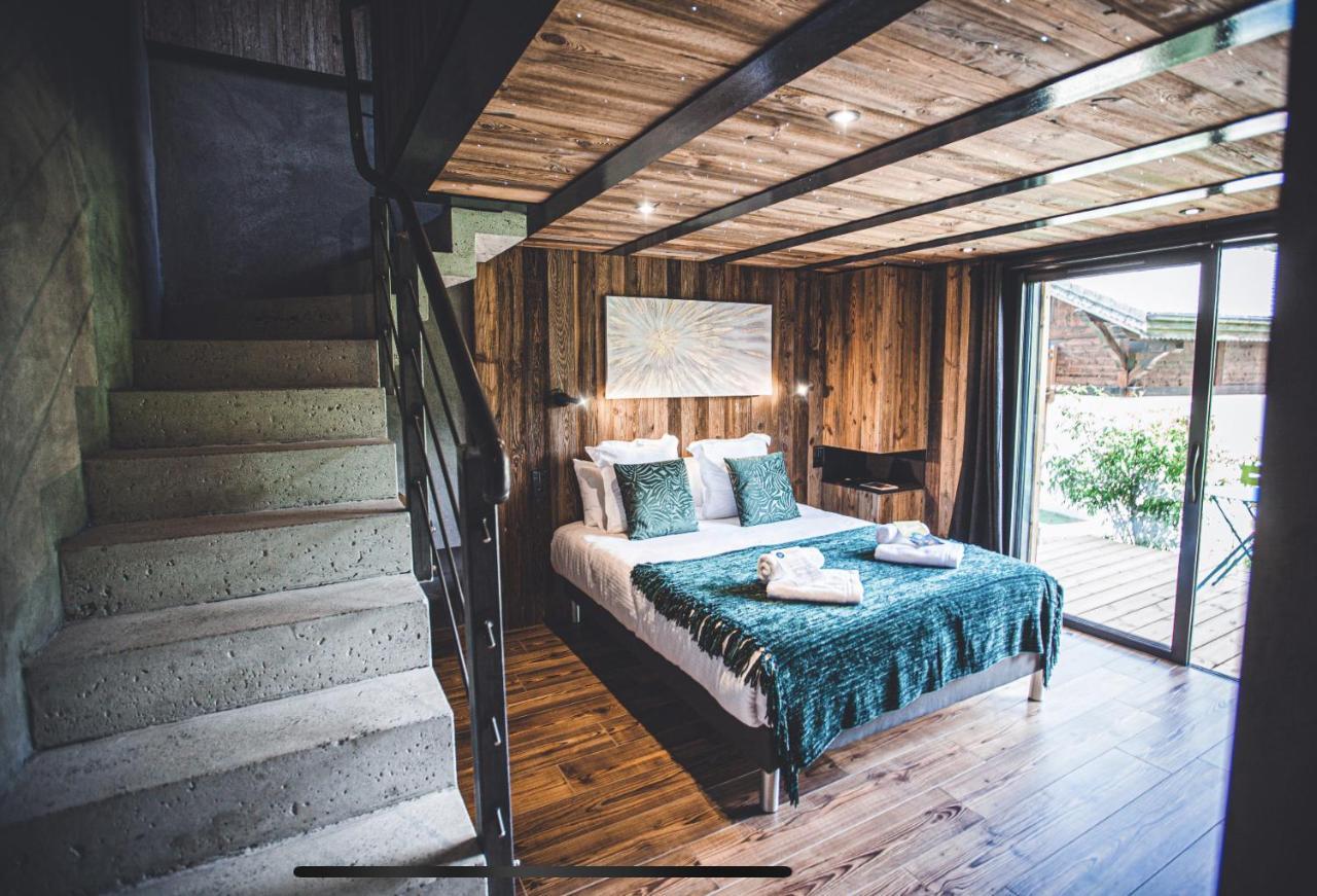 Les Mazots Des Fees Bed & Breakfast Морзин Екстериор снимка